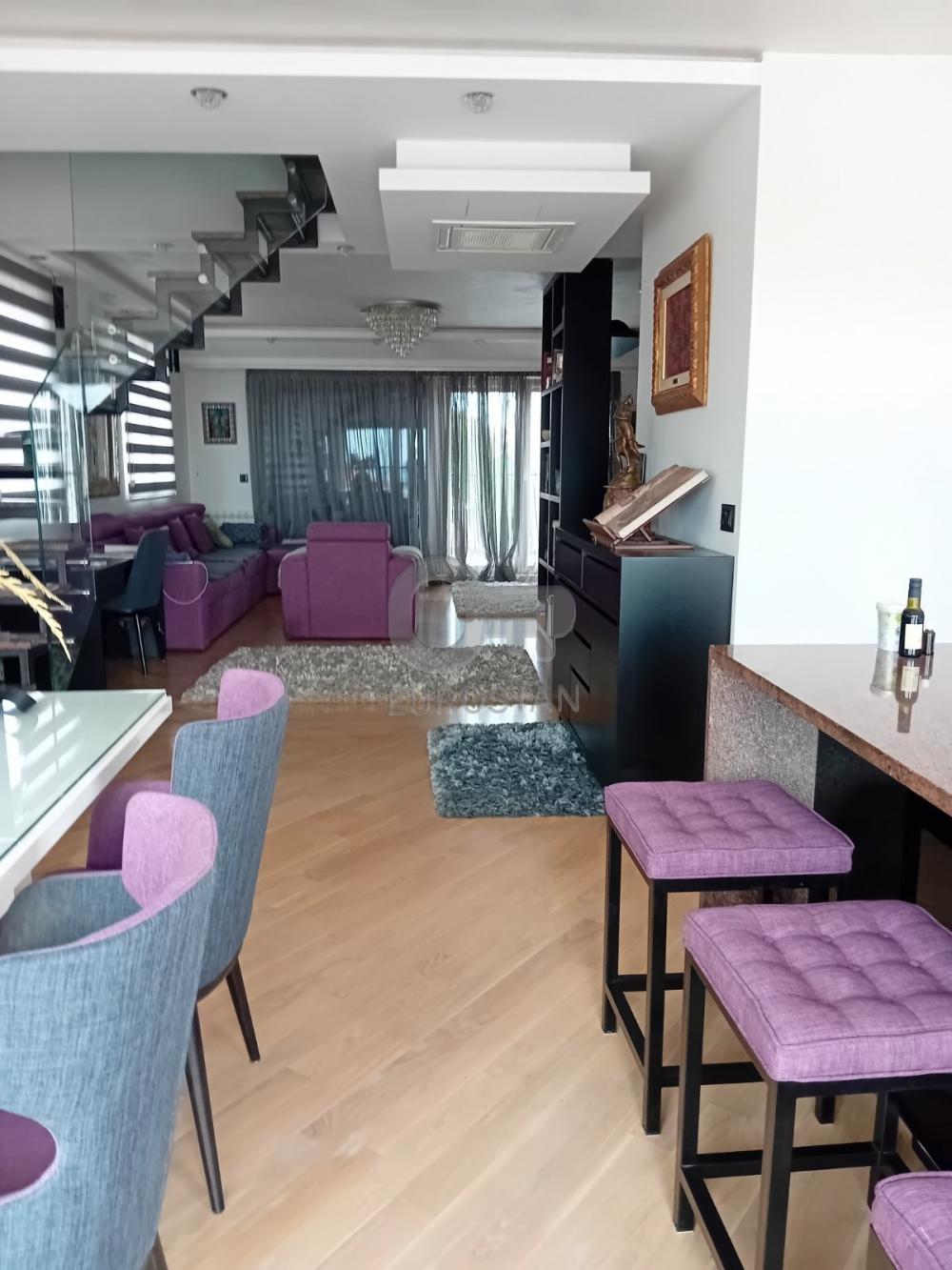 Stan na prodaju u Beogradu, Zvezdara, trosoban, 110m2, cena 478000 evra