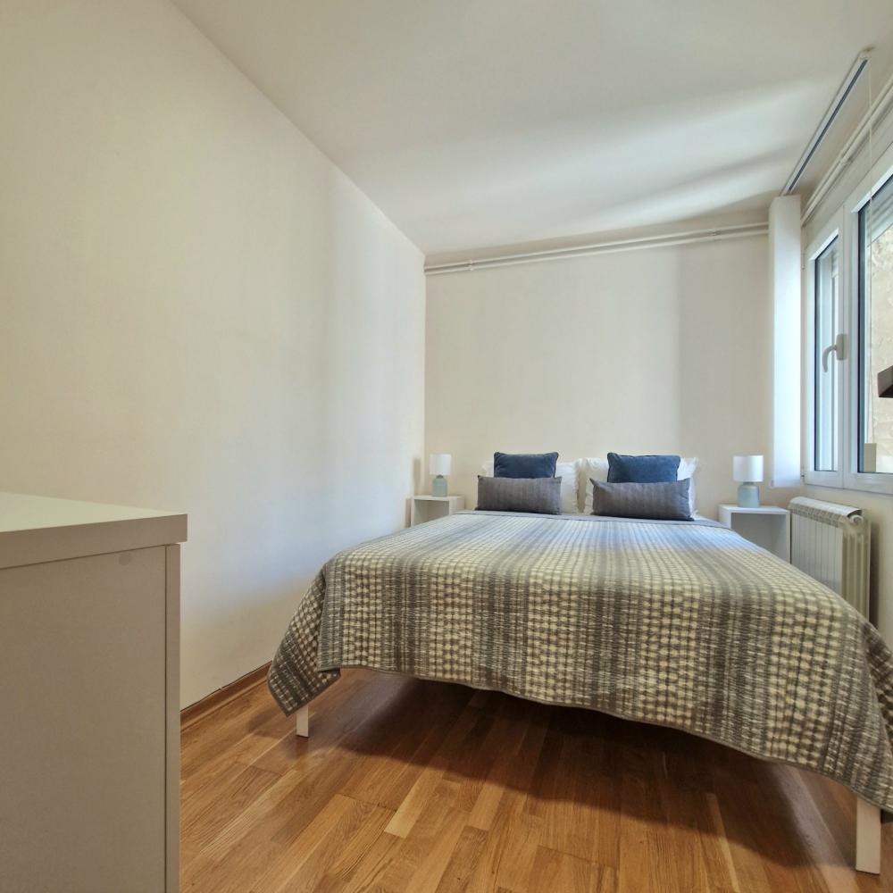 Stan na prodaju u Beogradu, Beograd (Trg Republike), trosoban, 60m2, cena 370000 evra