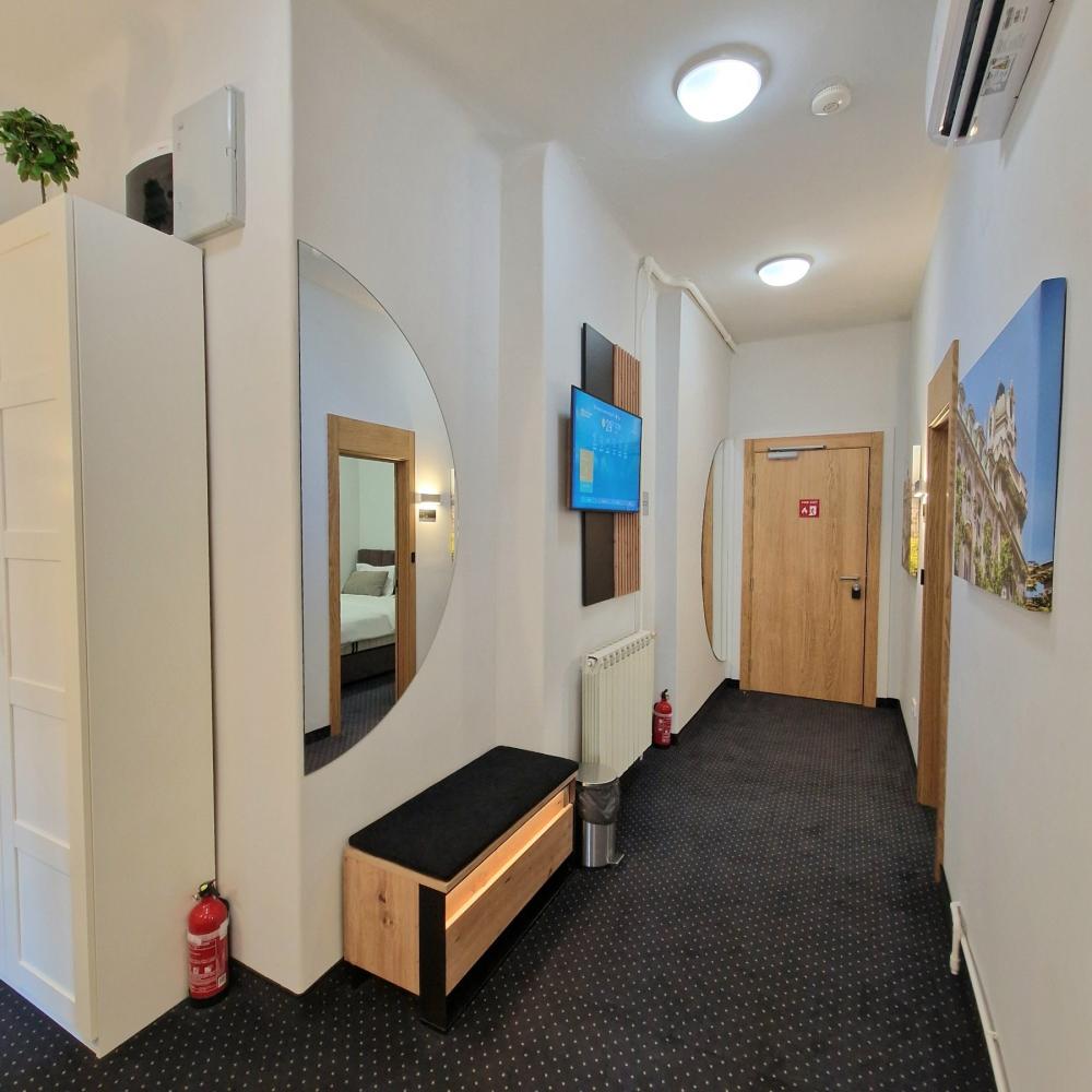 Stan na prodaju u Beogradu, Knez Mihailova, 205m2, cena 1495000 evra