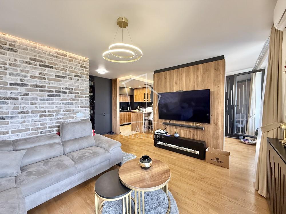 Stan na prodaju u Beogradu, Višnjička banja, cetvorosoban, 123m2, cena 364000 evra