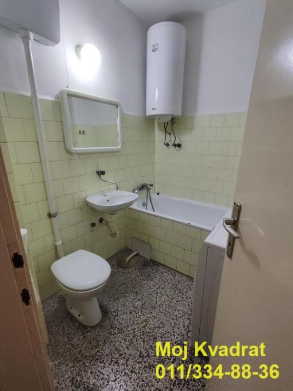 Stan na prodaju u Beogradu, Krnjača, dvosoban, 45m2, cena 143000 evra