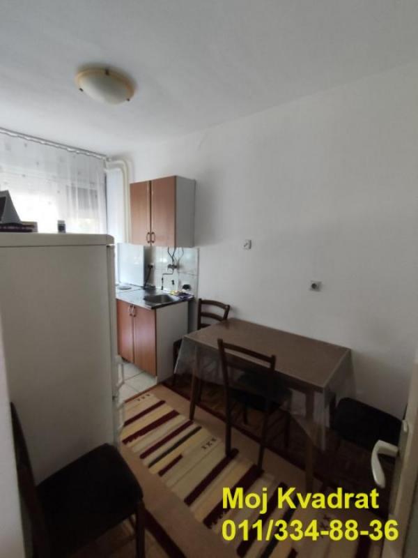 Stan na prodaju u Beogradu, Krnjača, dvosoban, 45m2, cena 143000 evra