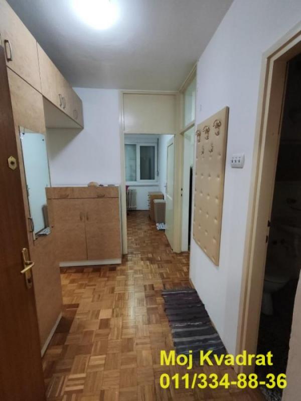 Stan na prodaju u Beogradu, Krnjača, dvosoban, 45m2, cena 143000 evra