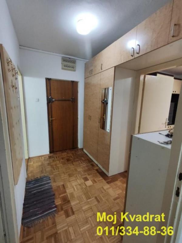Stan na prodaju u Beogradu, Krnjača, dvosoban, 45m2, cena 143000 evra