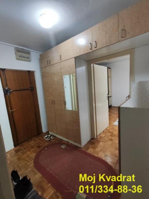 Stan na prodaju u Beogradu, Krnjača, dvosoban, 45m2, cena 143000 evra