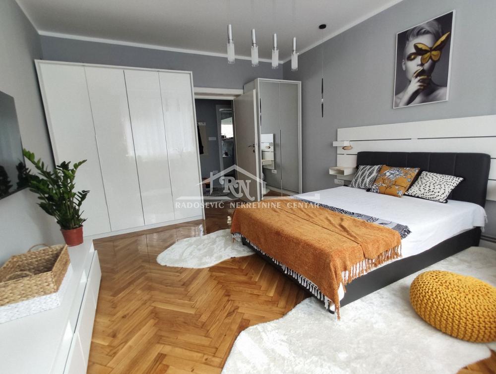 Stan na prodaju u Beogradu, Stari grad, dvosoban, 45m2, cena 330000 evra