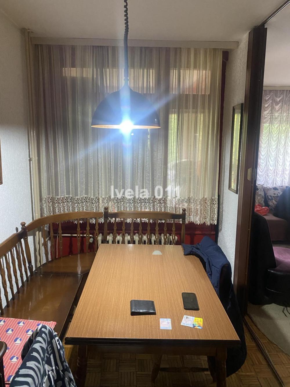 Stan na prodaju u Beogradu, Banjica, trosoban, 72m2, cena 190000 evra