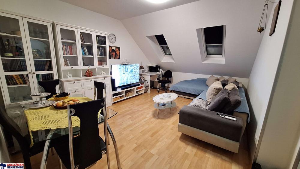 Stan na prodaju u Beogradu, Savski venac, jednoiposoban, 46m2, cena 195000 evra