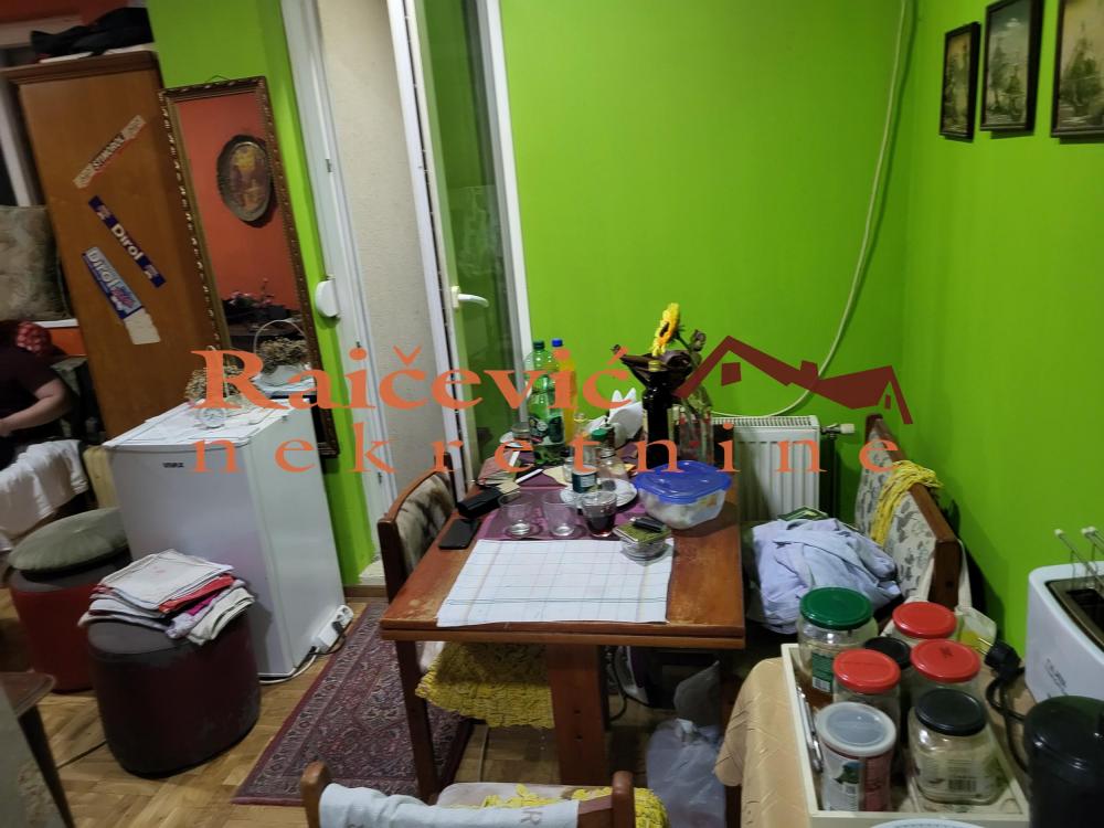 Stan na prodaju u Beogradu, Zvezdara, jednoiposoban, 37m2, cena 120000 evra