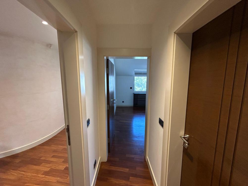 Stan na prodaju u Beogradu, Banovo brdo, cetvorosoban, 147m2, cena 460000 evra