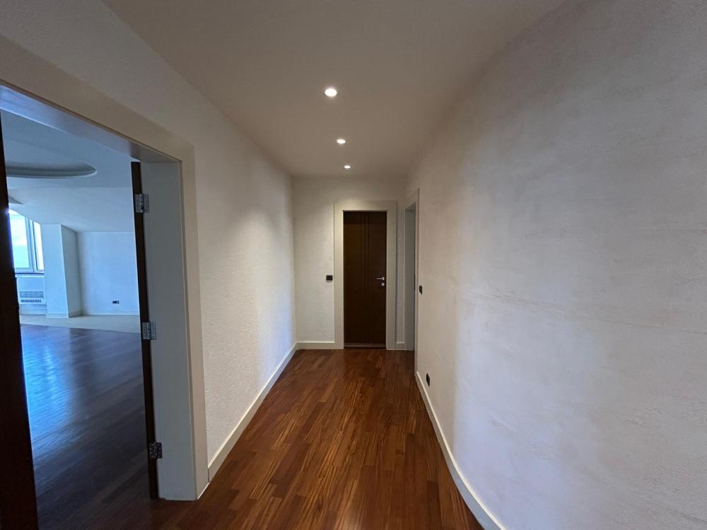 Stan na prodaju u Beogradu, Banovo brdo, cetvorosoban, 147m2, cena 460000 evra