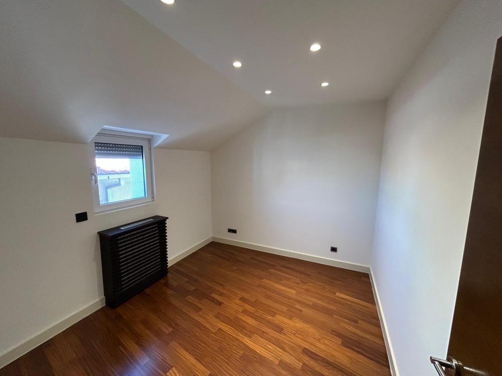 Stan na prodaju u Beogradu, Banovo brdo, cetvorosoban, 147m2, cena 460000 evra