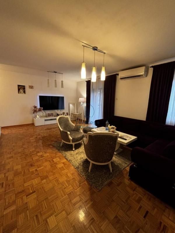 Stan na prodaju u Beogradu, Žarkovo, dvosoban, 64m2, cena 123000 evra