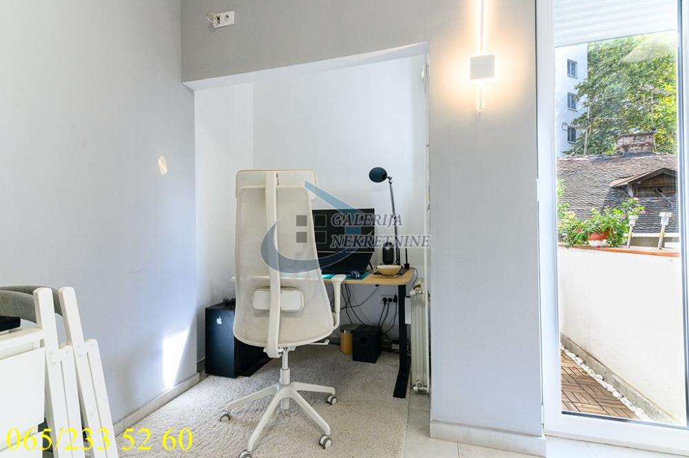 Stan na prodaju u Beogradu, Stari grad, jednoiposoban, 48m2, cena 330000 evra