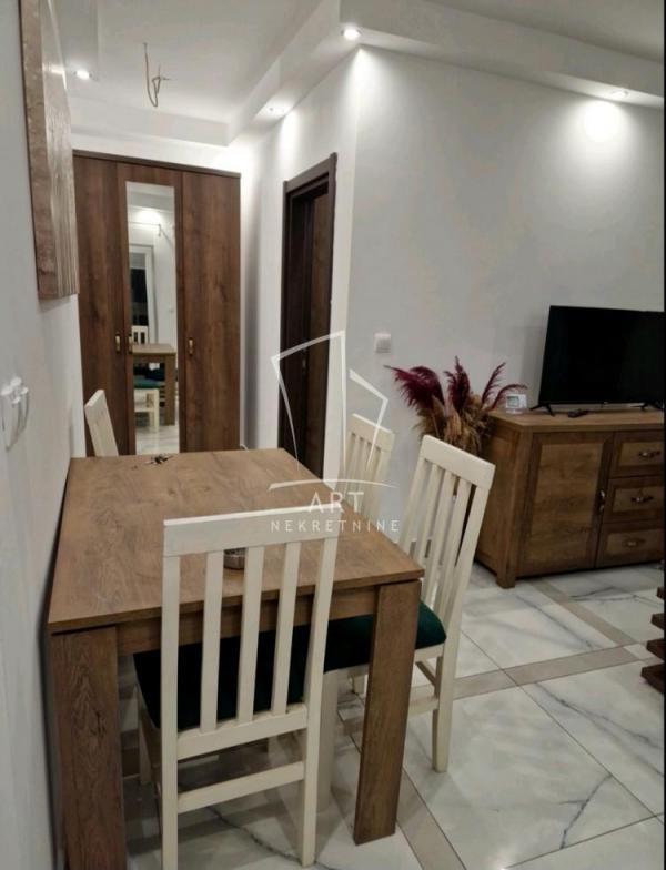 Stan na prodaju u Beogradu, Mirijevo, jednoiposoban, 33m2, cena 98000 evra