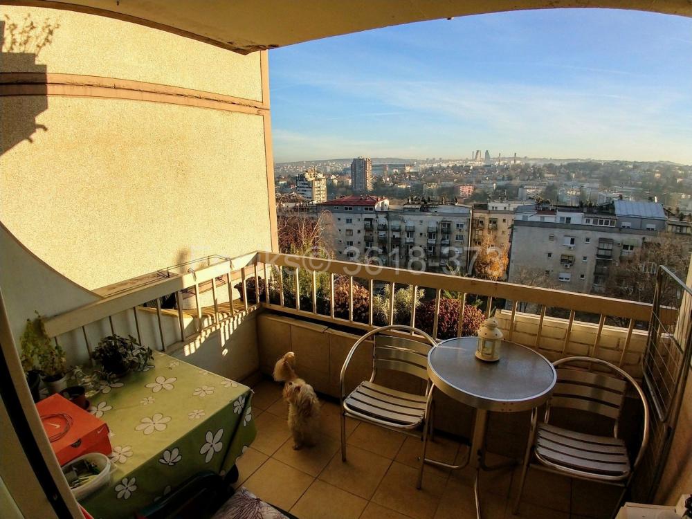 Stan na prodaju u Beogradu, Beograd (centar), troiposoban, 81m2, cena 220000 evra