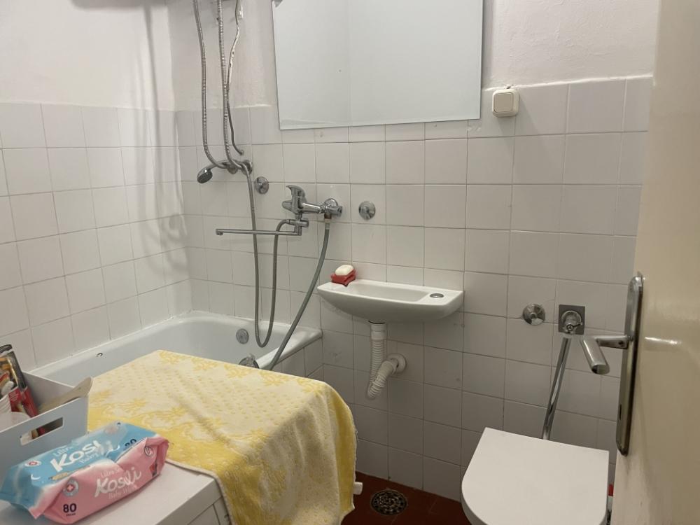 Stan na prodaju u Beogradu, Konjarnik, jednosoban, 49m2, cena 140000 evra