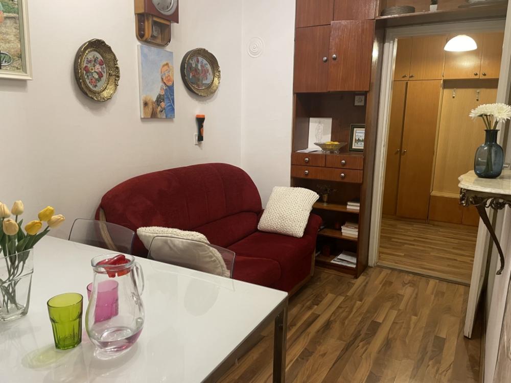 Stan na prodaju u Beogradu, Konjarnik, jednosoban, 49m2, cena 140000 evra