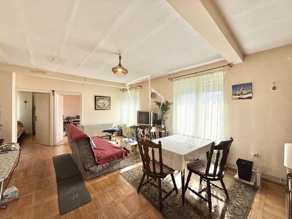 Stan na prodaju u Beogradu, Savski venac, trosoban, 62m2, cena 180000 evra