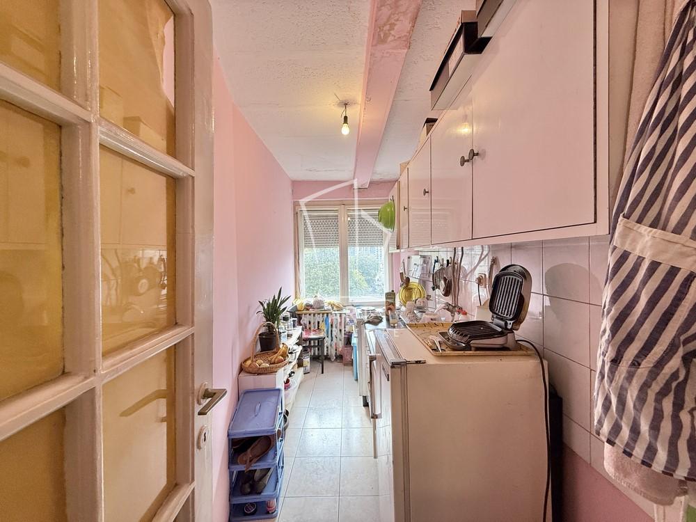 Stan na prodaju u Beogradu, Savski venac, trosoban, 62m2, cena 180000 evra