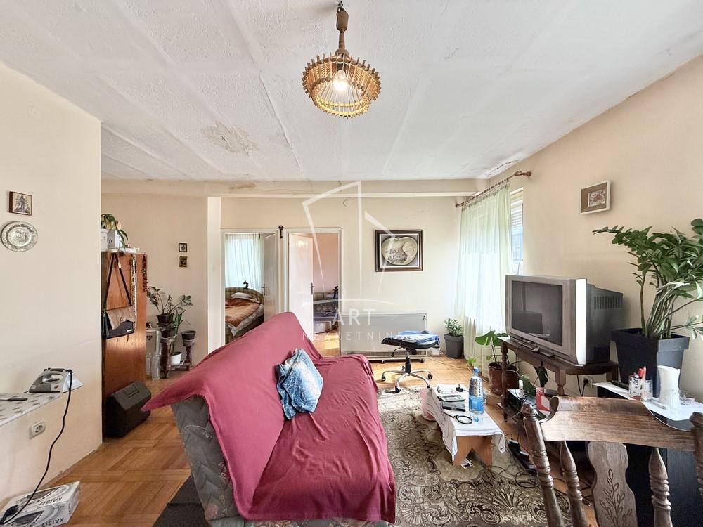 Stan na prodaju u Beogradu, Savski venac, trosoban, 62m2, cena 180000 evra