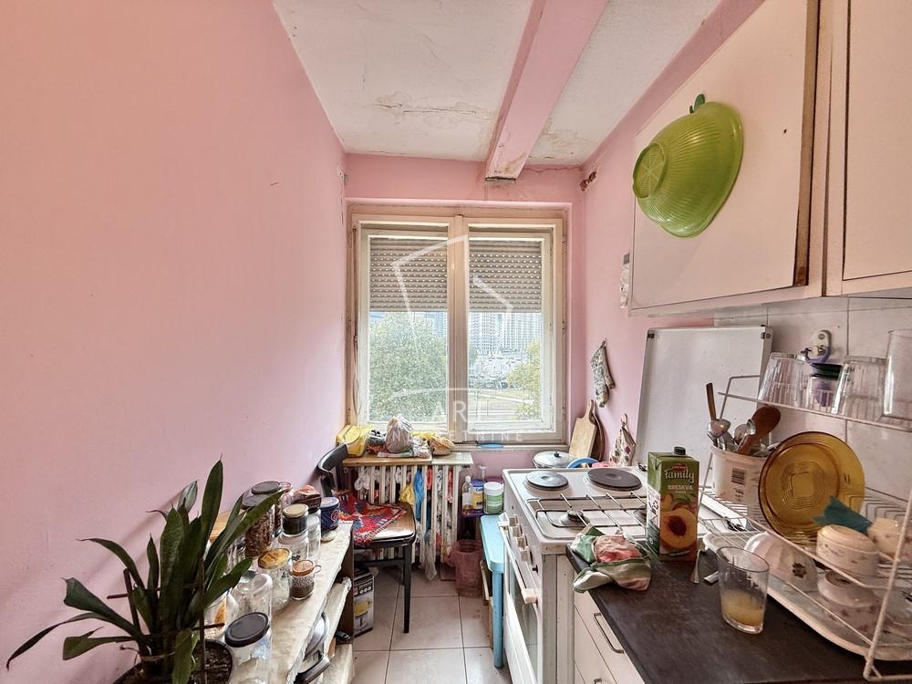 Stan na prodaju u Beogradu, Savski venac, trosoban, 62m2, cena 180000 evra