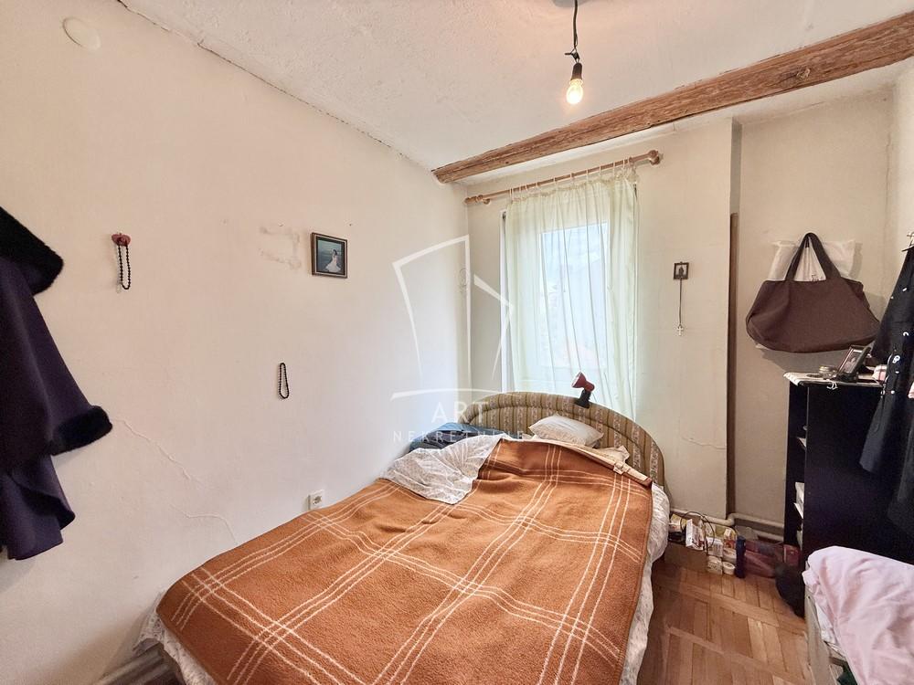 Stan na prodaju u Beogradu, Savski venac, trosoban, 62m2, cena 180000 evra