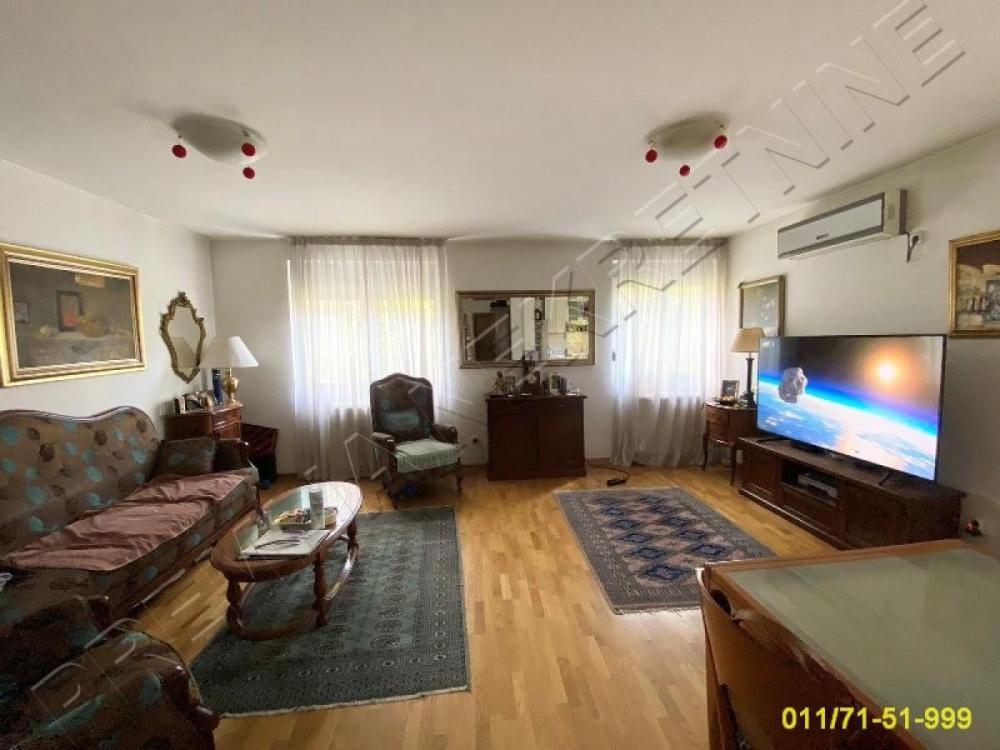 Stan na prodaju u Beogradu, Neimar, trosoban, 83m2, cena 332000 evra