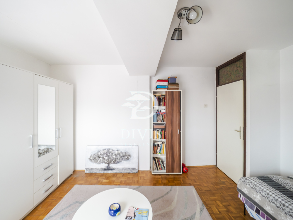 Stan na prodaju u Beogradu, Palilula, trosoban, 87m2, cena 274000 evra