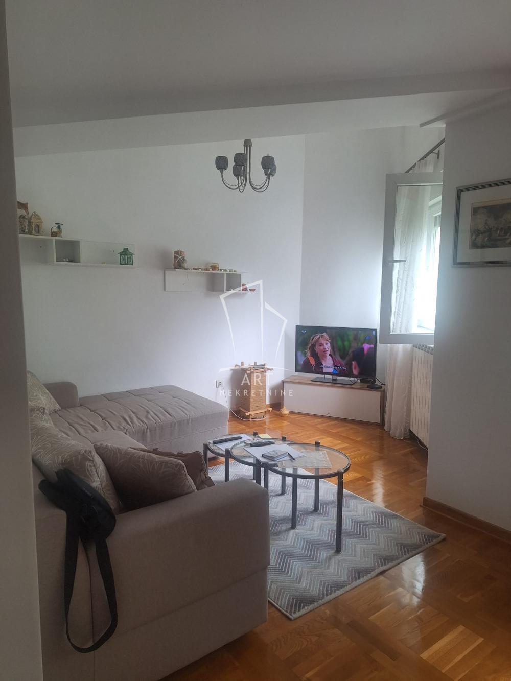 Stan na prodaju u Beogradu, Stari Košutnjak, dvosoban, 58m2, cena 215000 evra