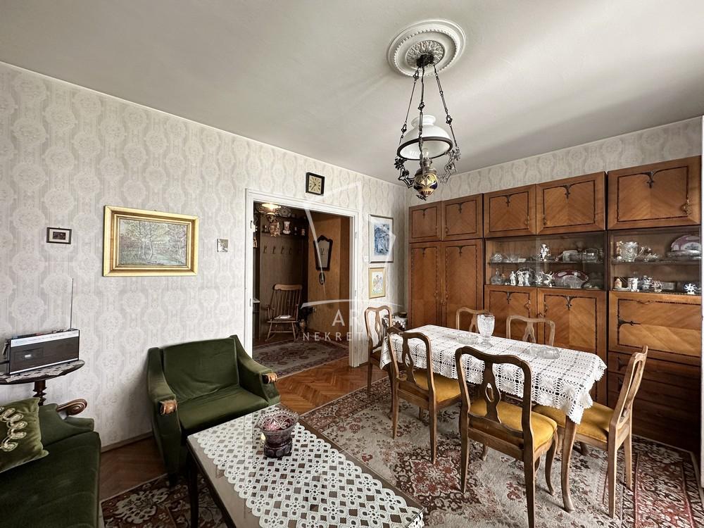 Stan na prodaju u Beogradu, Vračar (Hram), trosoban, 101m2, cena 345000 evra