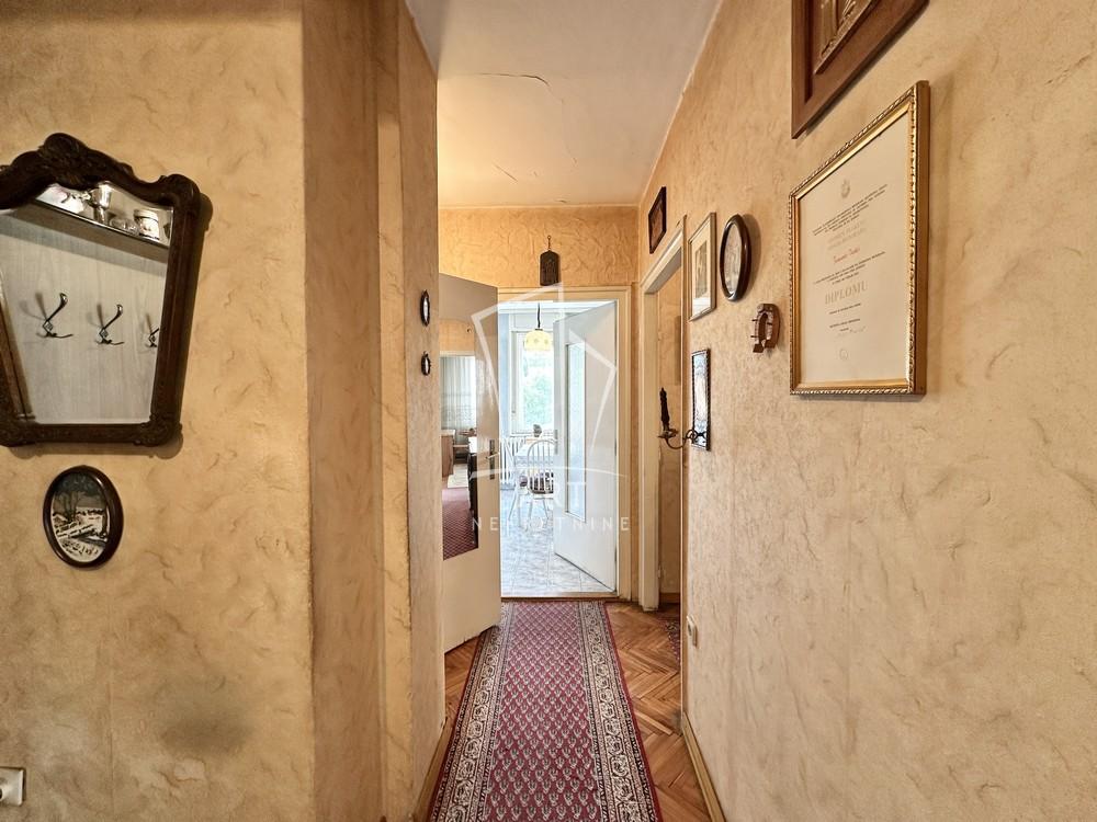 Stan na prodaju u Beogradu, Vračar (Hram), trosoban, 101m2, cena 345000 evra