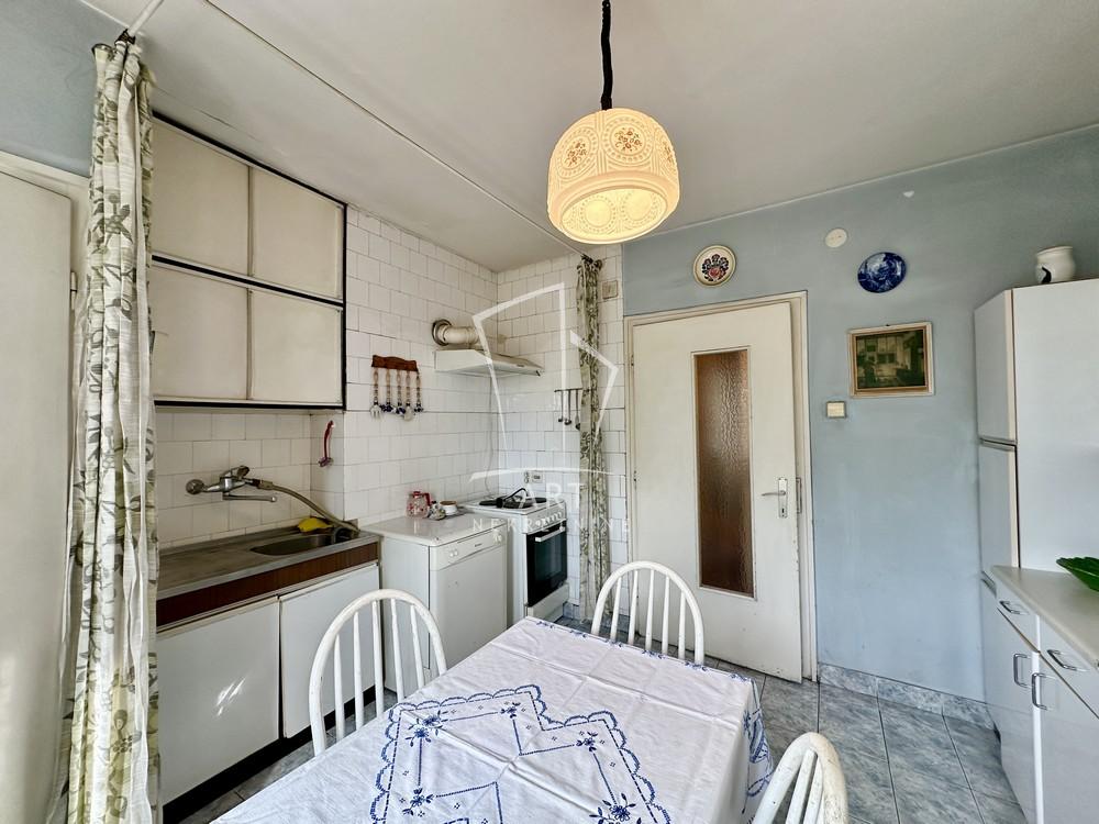 Stan na prodaju u Beogradu, Vračar (Hram), trosoban, 101m2, cena 345000 evra