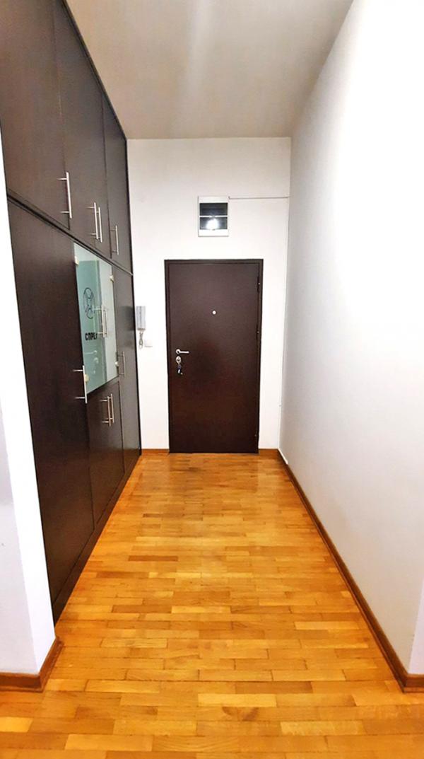 Stan na prodaju u Beogradu, Braće Jerković, trosoban, 82m2, cena 180000 evra