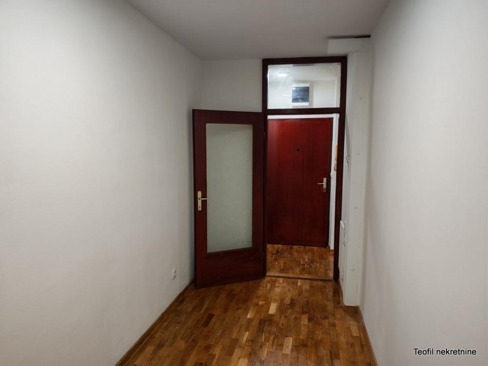 Stan na prodaju u Beogradu, Višnjička banja, jednoiposoban, 30m2, cena 95900 evra