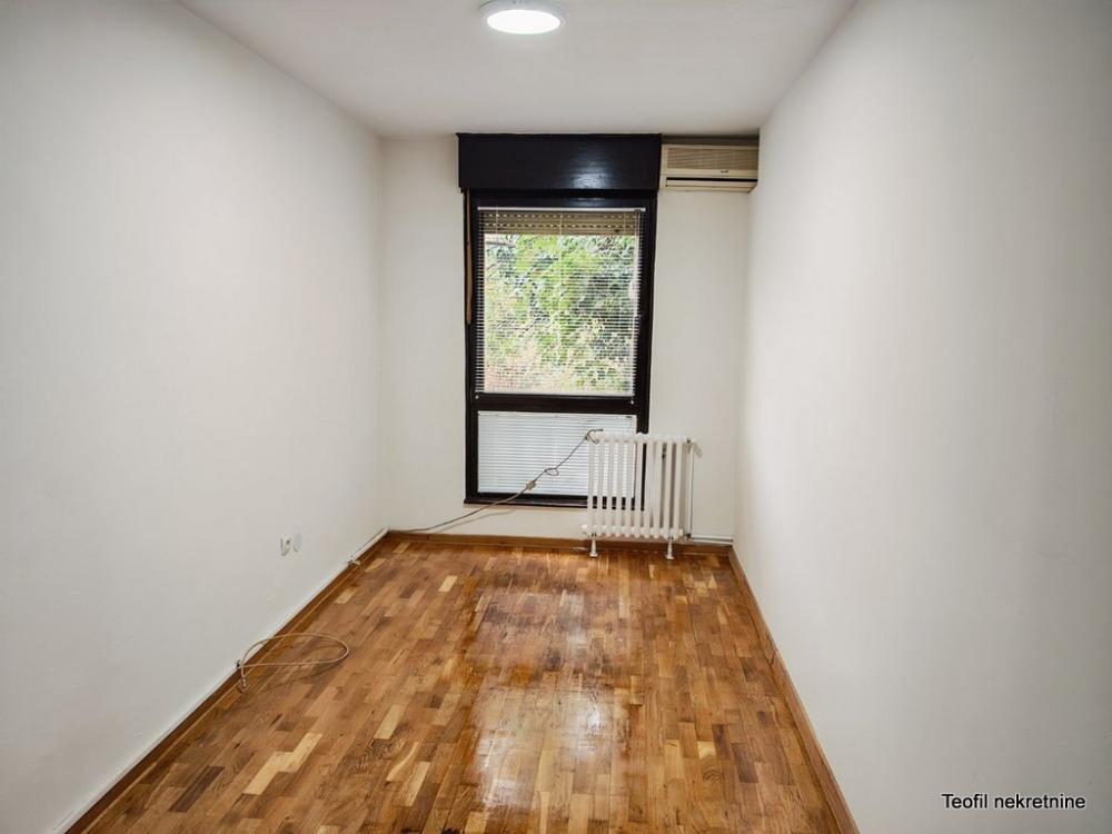 Stan na prodaju u Beogradu, Višnjička banja, jednoiposoban, 30m2, cena 95900 evra