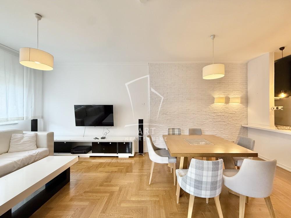Stan na prodaju u Beogradu, Crveni Krst, trosoban, 102m2, cena 430000 evra