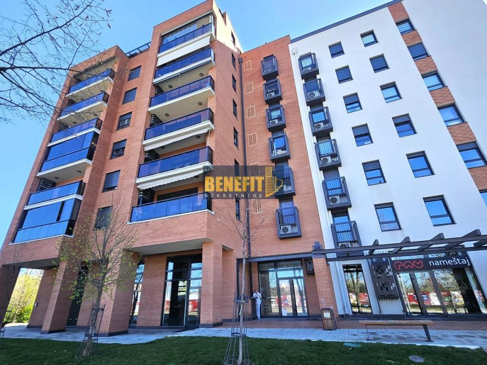 Stan na prodaju u Beogradu, Novi Beograd blok 67A (Belvile), dvosoban, 49m2, cena 240000 evra
