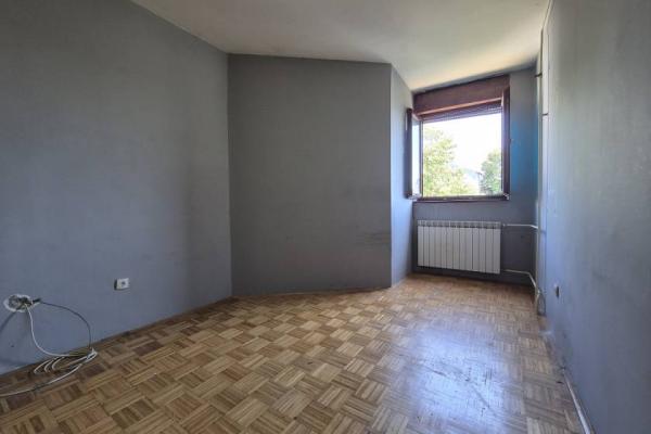 Stan na prodaju u Beogradu, Čukarica, dvoiposoban, 55m2, cena 121500 evra