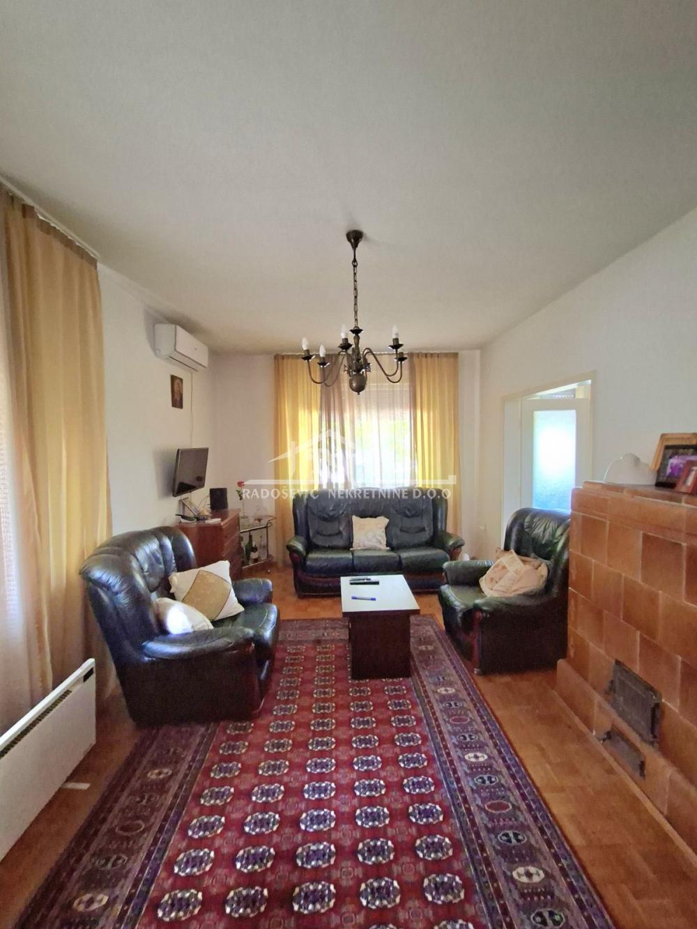 Stan na prodaju u Beogradu, Banovo brdo, dvosoban, 65m2, cena 195000 evra