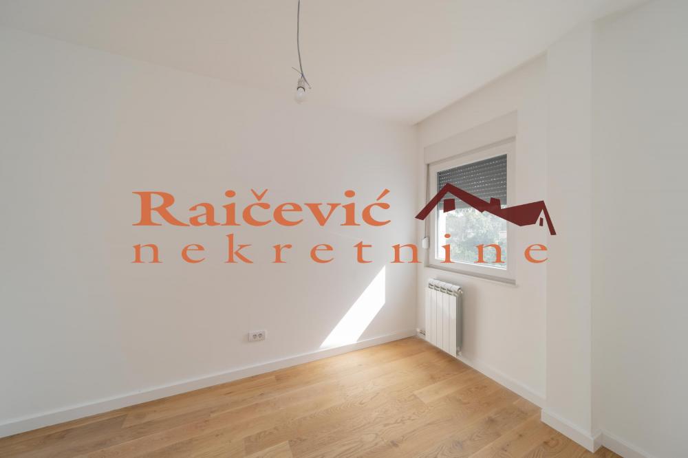 Stan na prodaju u Beogradu, Voždovac, jednoiposoban, 47m2, cena 166000 evra