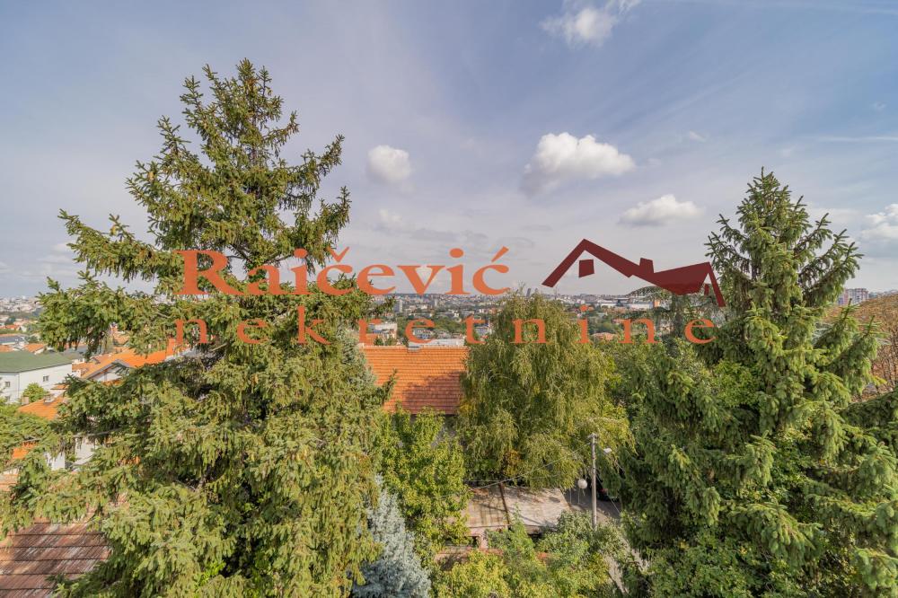 Stan na prodaju u Beogradu, Voždovac, jednoiposoban, 47m2, cena 166000 evra