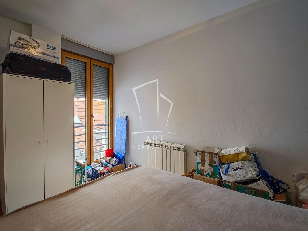 Stan na prodaju u Beogradu, Vračar (Hram), trosoban, 69m2, cena 320000 evra