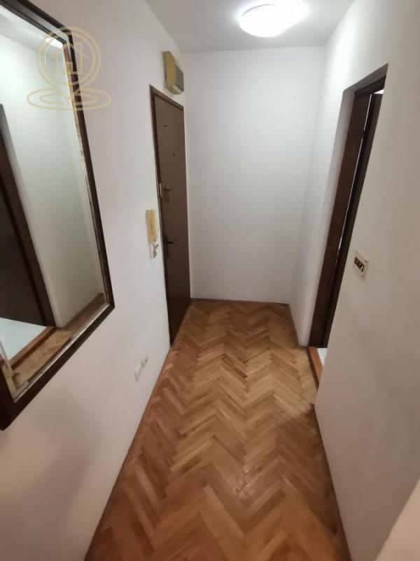 Stan na prodaju u Beogradu, Karaburma, jednosoban, 23m2, cena 72000 evra