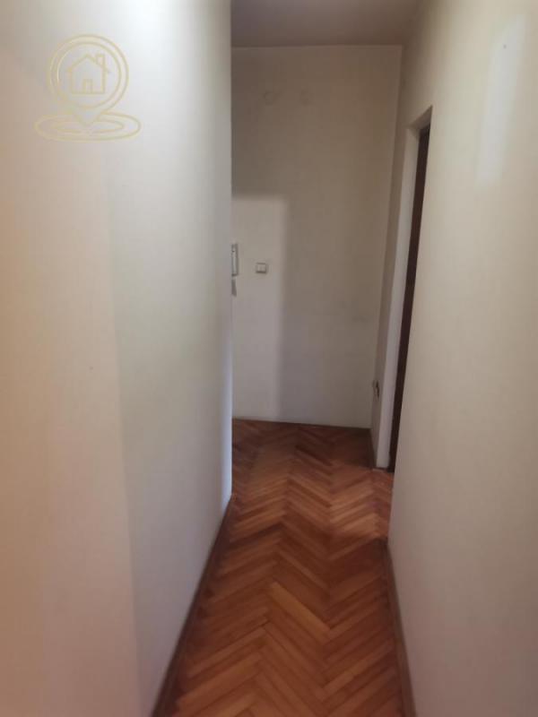 Stan na prodaju u Beogradu, Karaburma, jednoiposoban, 44m2, cena 127000 evra