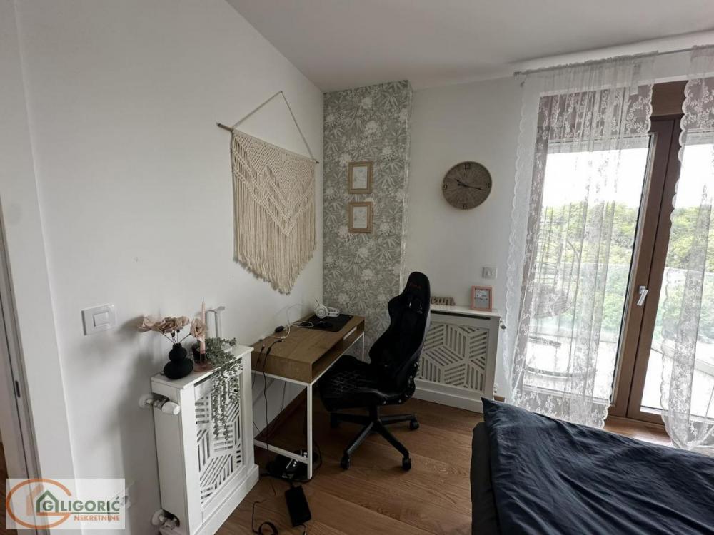 Stan na prodaju u Beogradu, Tošin bunar, dvosoban, 64m2, cena 259000 evra