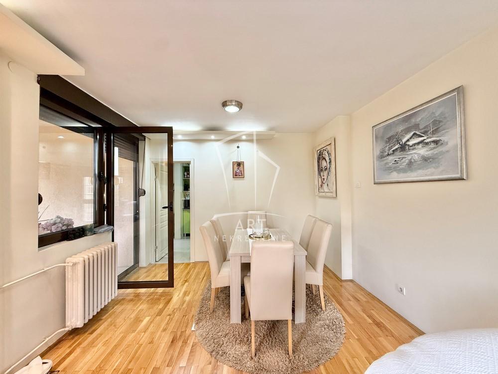 Stan na prodaju u Beogradu, Čukarica, cetvorosoban, 101m2, cena 310000 evra