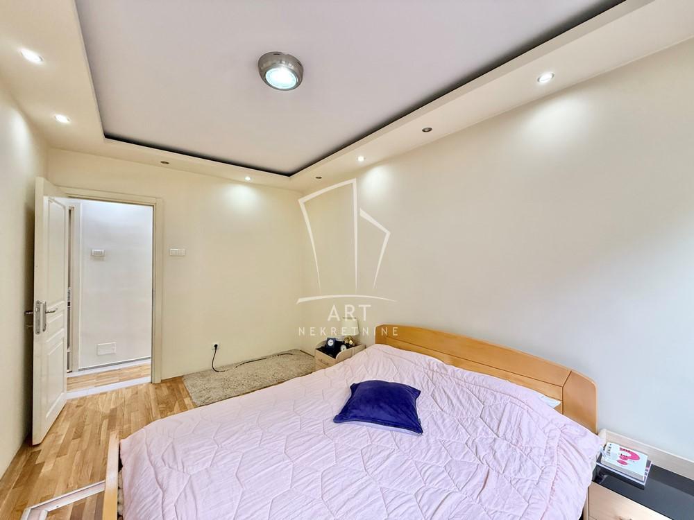 Stan na prodaju u Beogradu, Čukarica, cetvorosoban, 101m2, cena 310000 evra