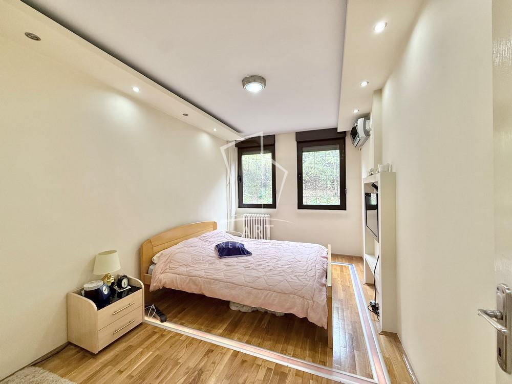 Stan na prodaju u Beogradu, Čukarica, cetvorosoban, 101m2, cena 310000 evra