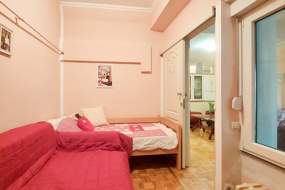 Stan na prodaju u Beogradu, Cerak vinogradi, dvoiposoban, 64m2, cena 168000 evra